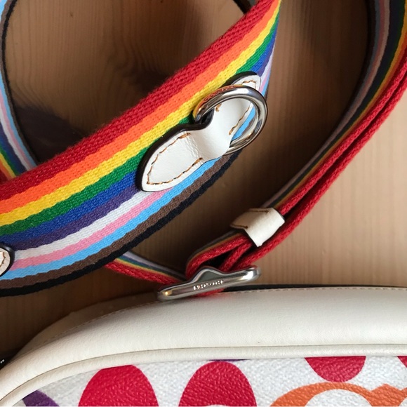 🌈 Coach Jamie Camera Bag In Rainbow Signature Canvas *Special Edition* - Picture 11 of 14
